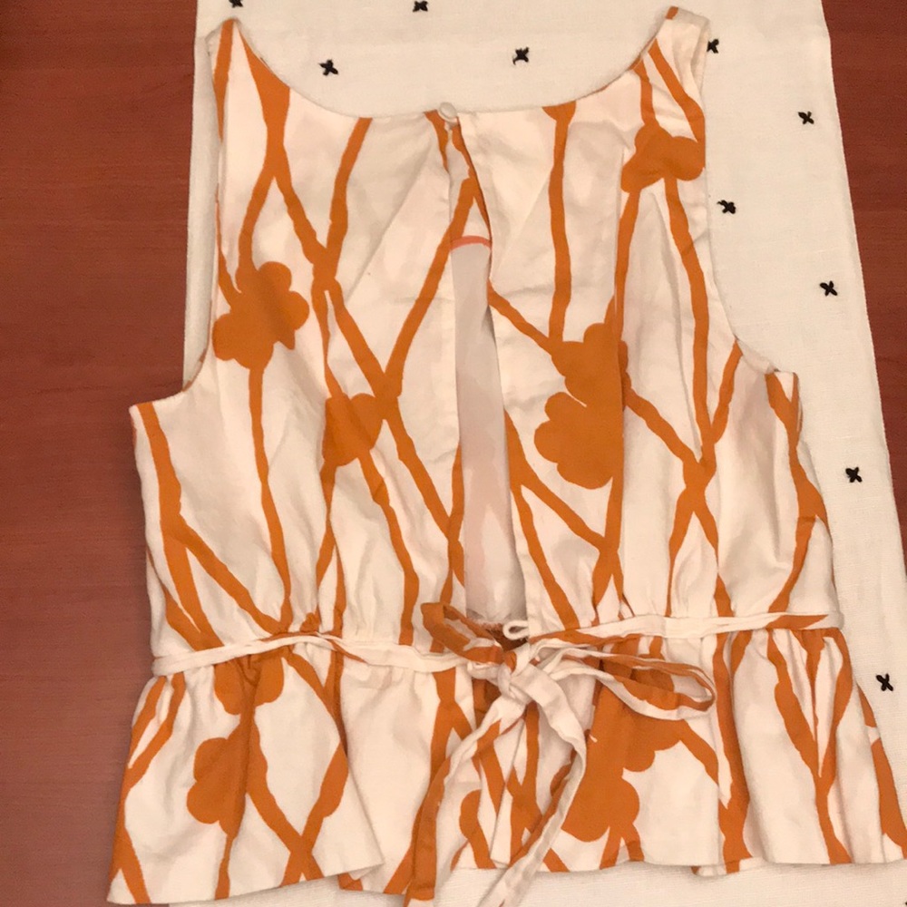 Top - Picture 2 of 3